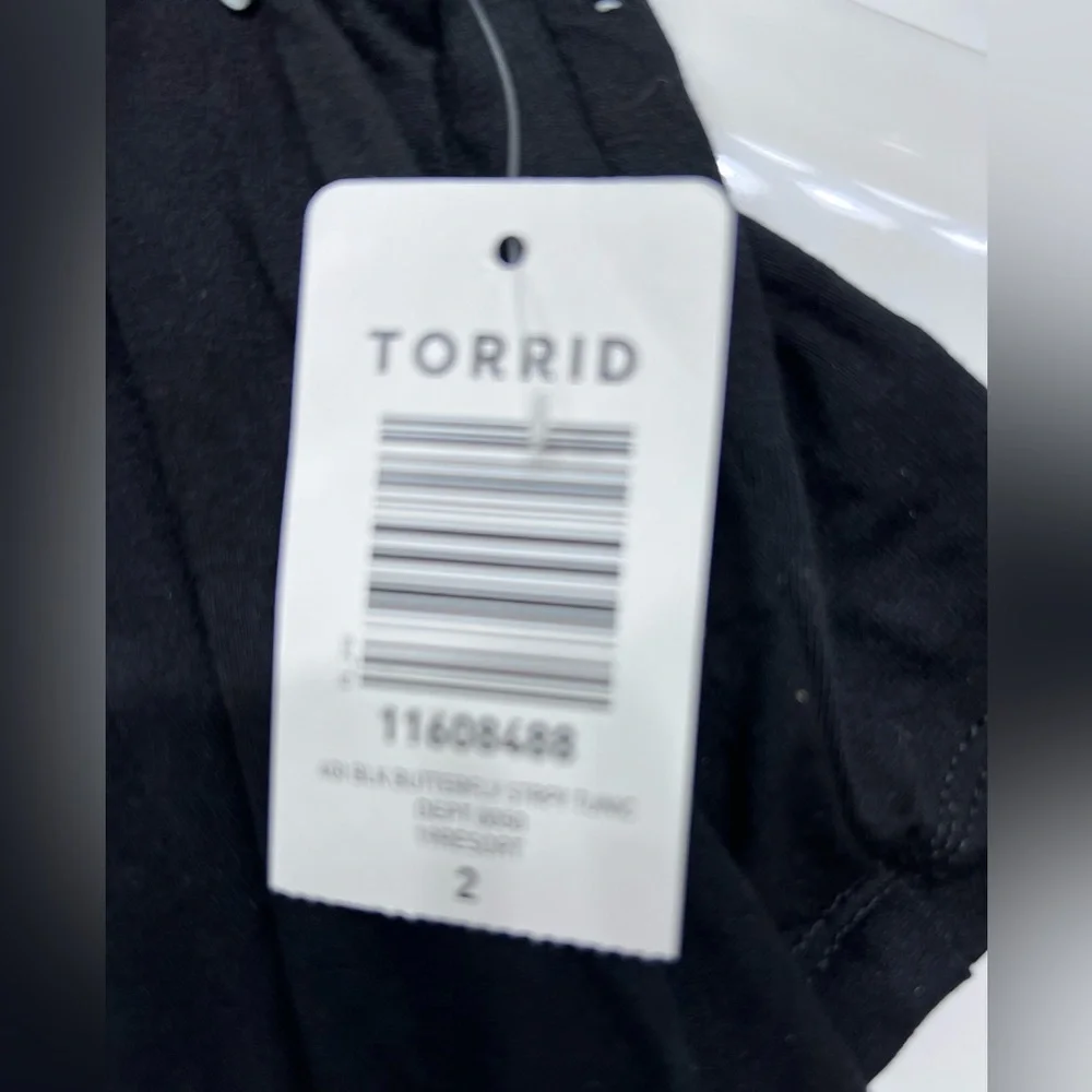 NWT- Butterfly T-shirt - Picture 3 of 4